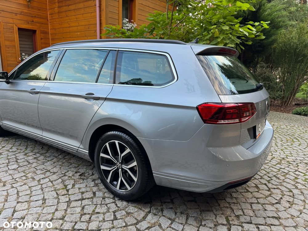 Volkswagen Passat 1.5 TSI EVO Business DSG - 4