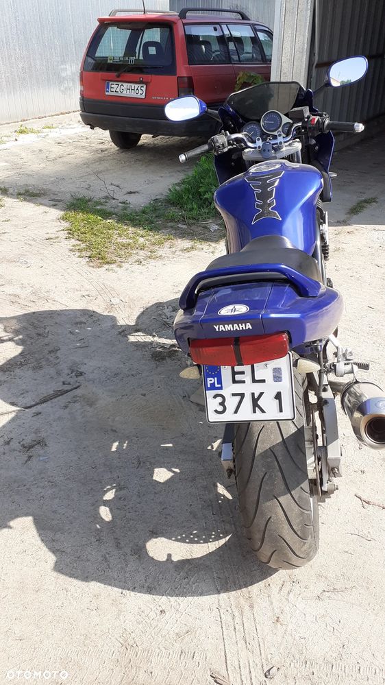 Yamaha FZS - 6