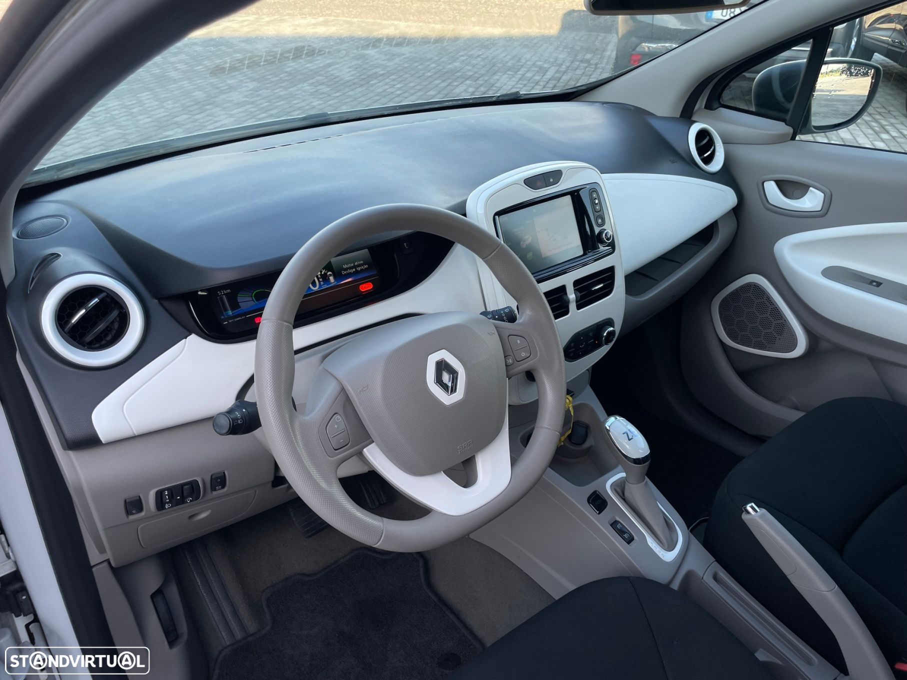 Renault Zoe (c/ Bateria) Life 40 Q90 - 11