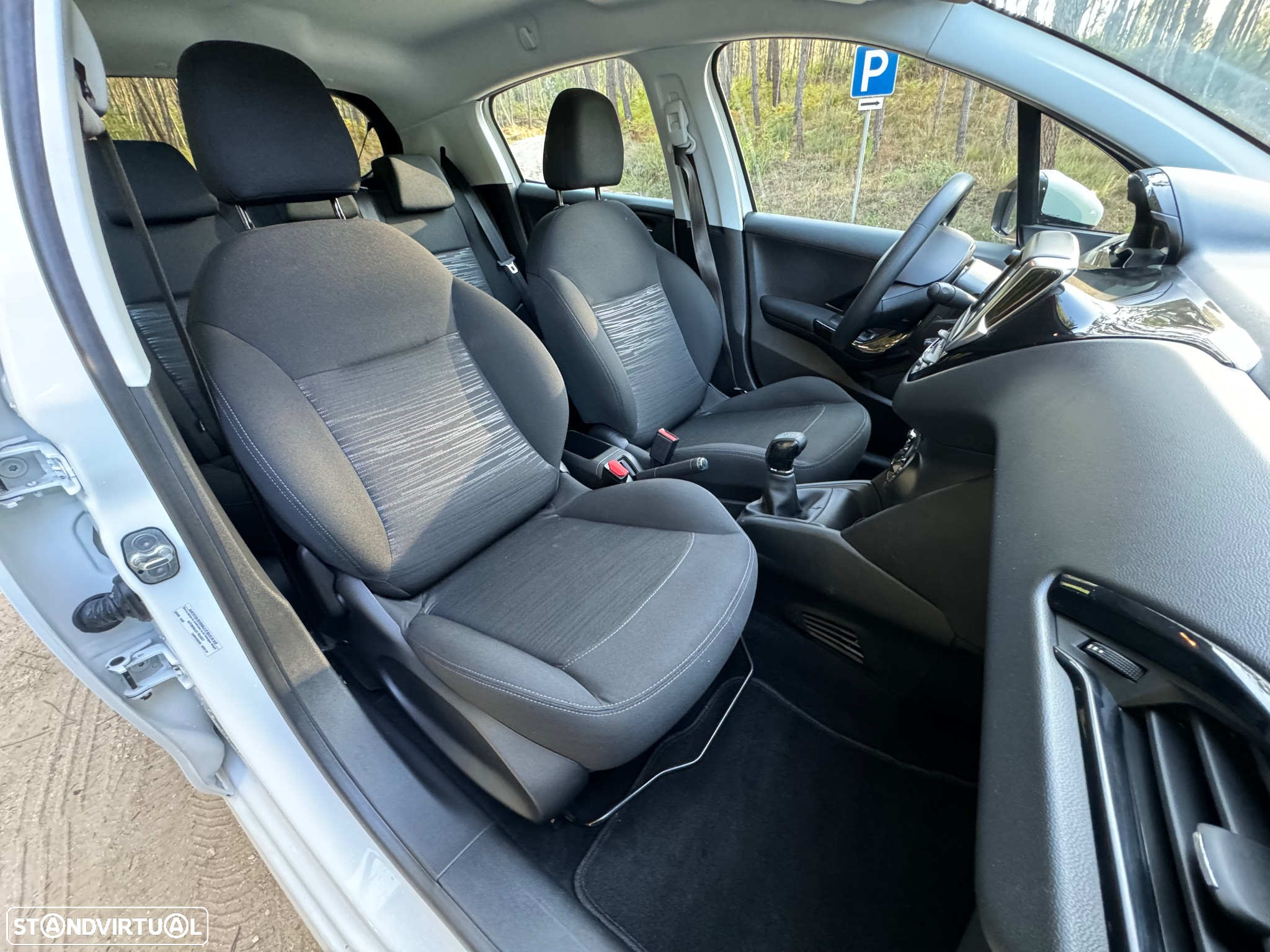 Peugeot 208 1.5 BlueHDi Active - 11