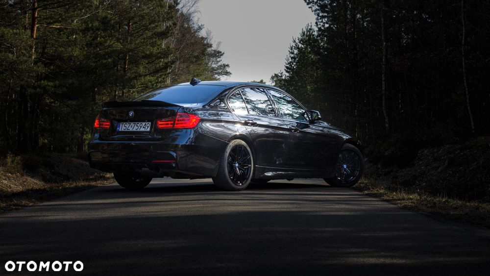 BMW Seria 3 335xi - 2