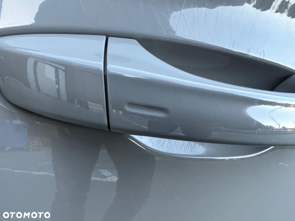 Skoda Superb Combi 2.0 TDI 4x4 DSG SportLine - 23