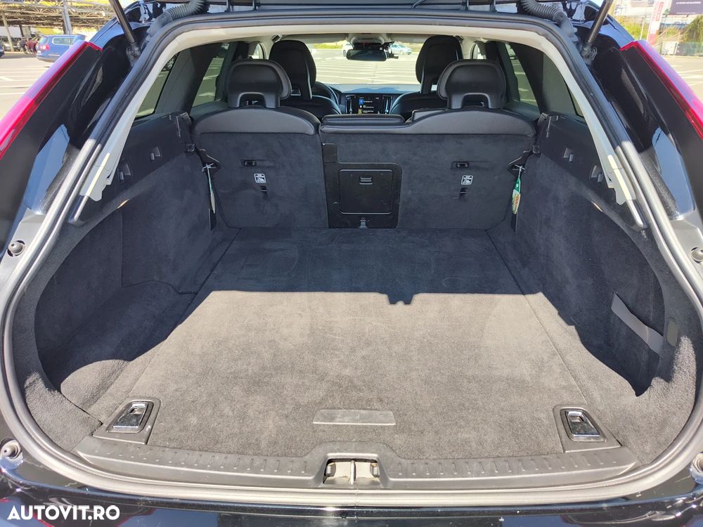 Volvo V90 D4 Momentum - 8