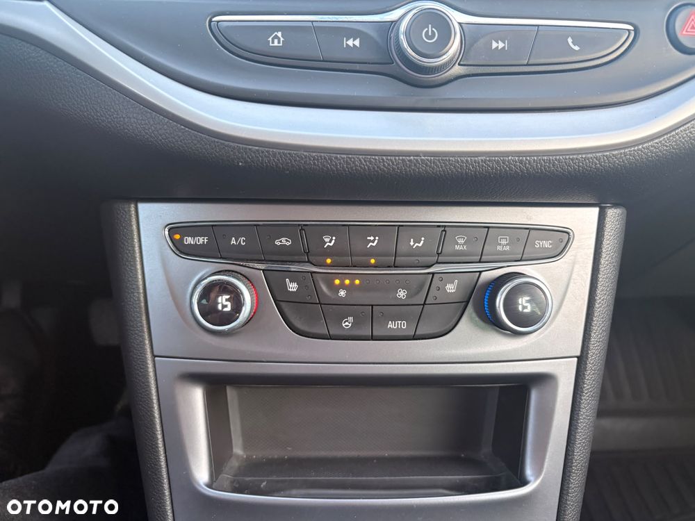 Opel Astra 1.4 T 120 Lat - 30