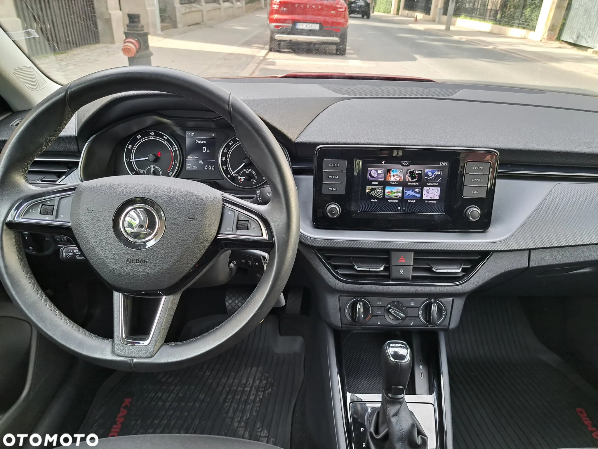 Skoda Kamiq 1.0 TSI DSG Ambition - 8