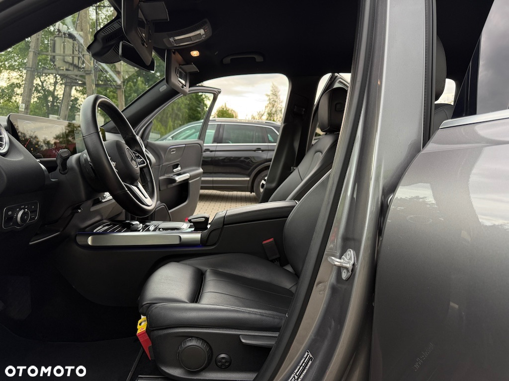 Mercedes-Benz GLB 200 d 8G-DCT - 30