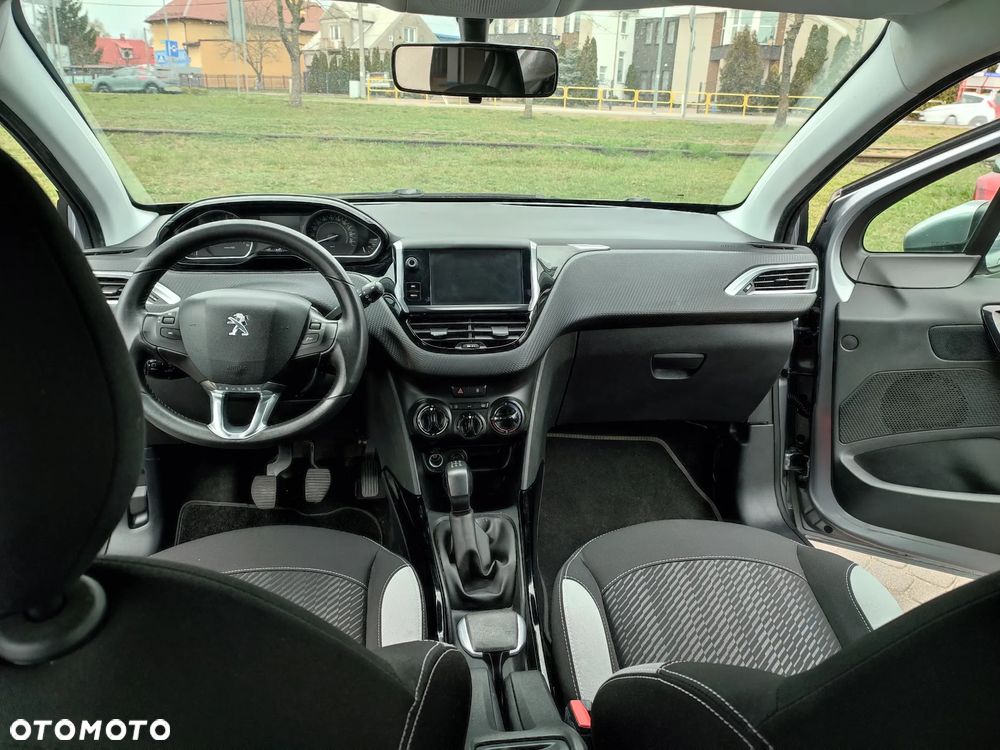 Peugeot 2008 BlueHDi FAP 120 STOP & START Allure - 17