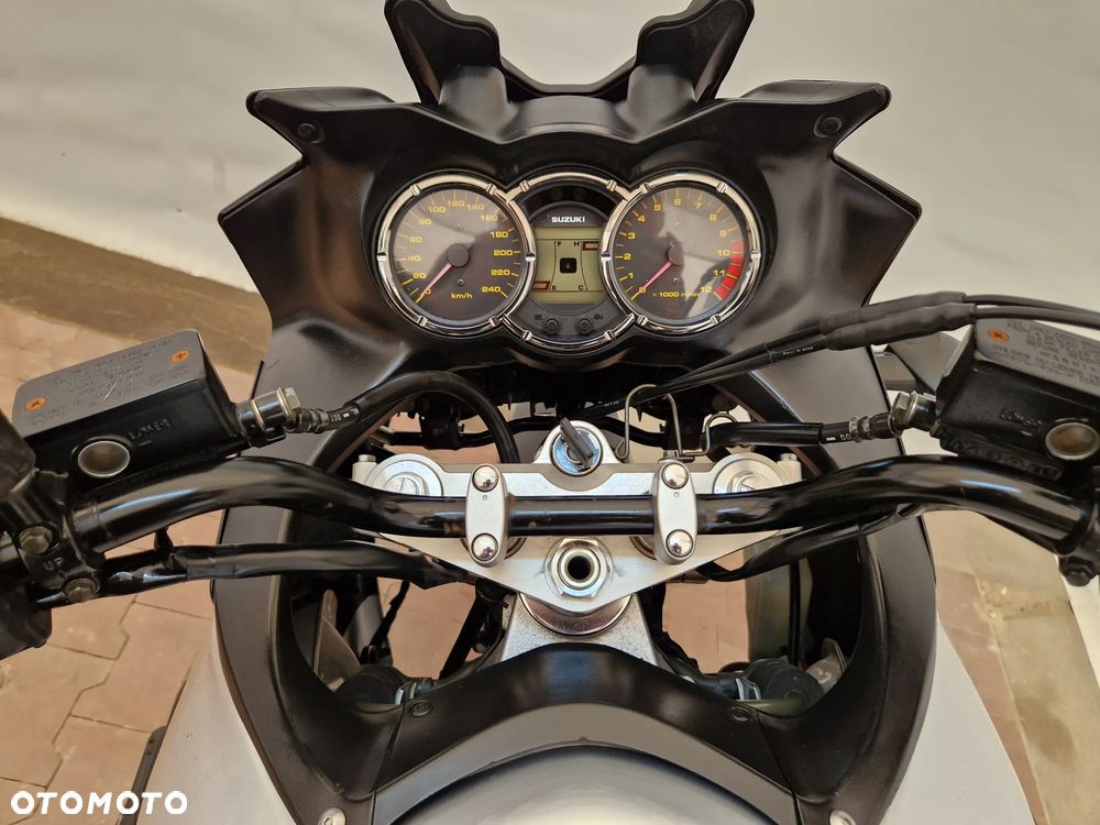 Suzuki DL - 38
