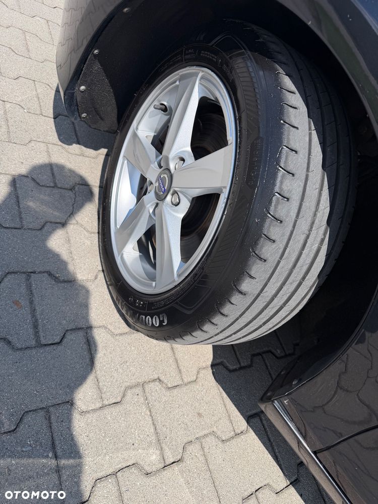 Volvo V40 D3 Momentum - 21