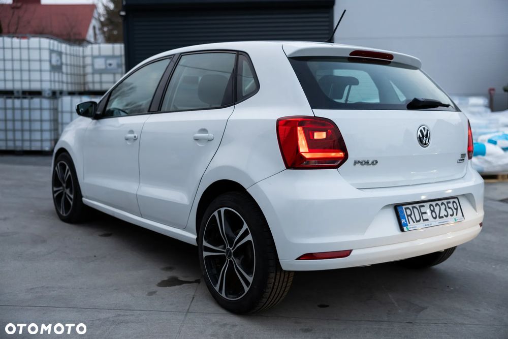 Volkswagen Polo - 17