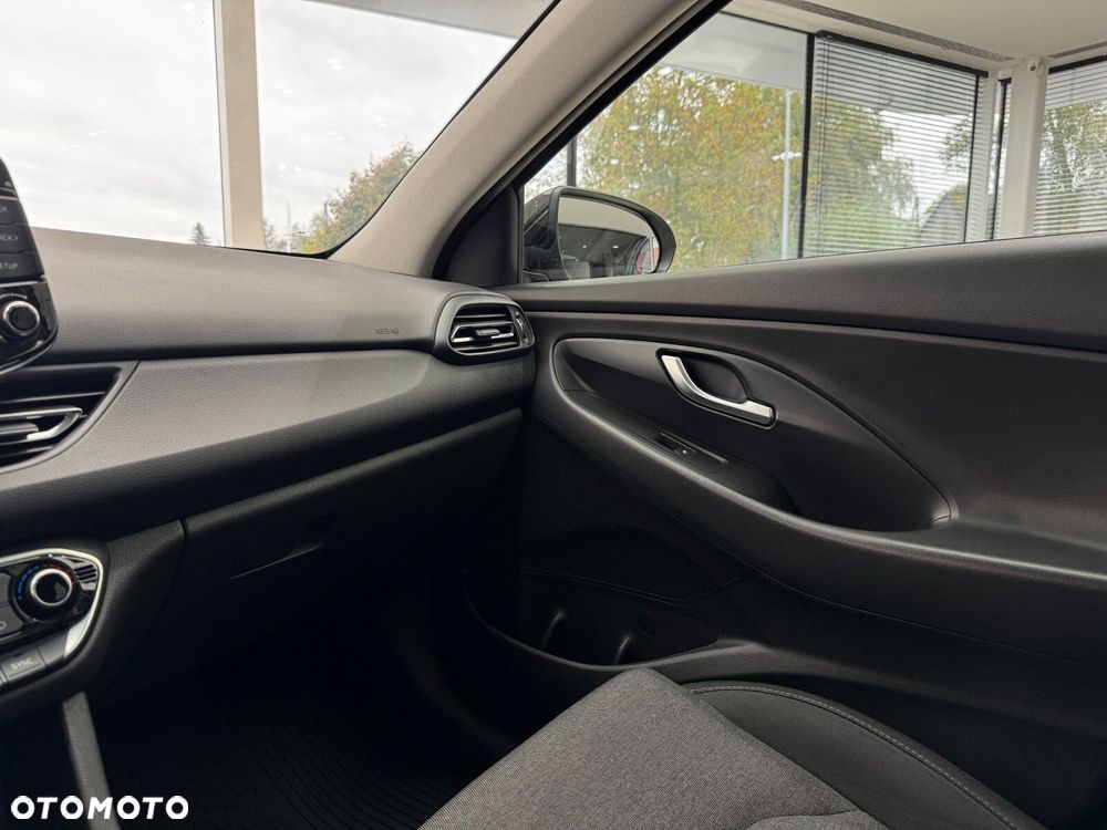 Hyundai i30 1.0 T-GDI Smart - 26