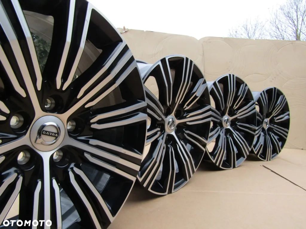 4x Felgi 18 Volvo S40 V60 S90 V90 C30 S60 XC40 XC60 8j 5x108 ET42 - 1