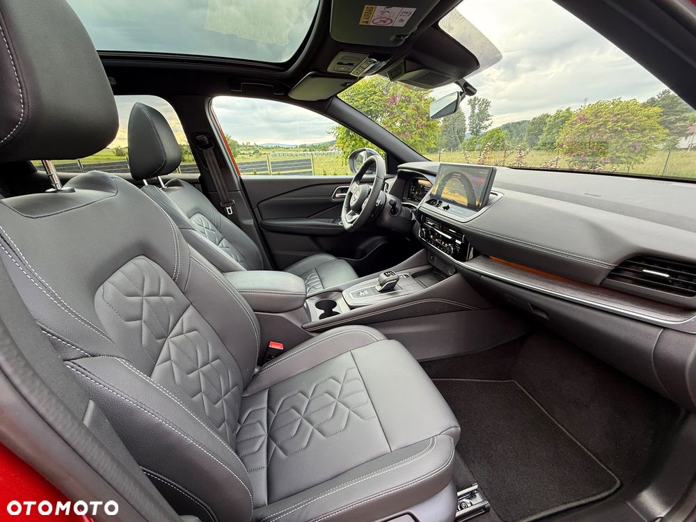Nissan Qashqai 1.3 DIG-T MHEV Xtronic Tekna - 19