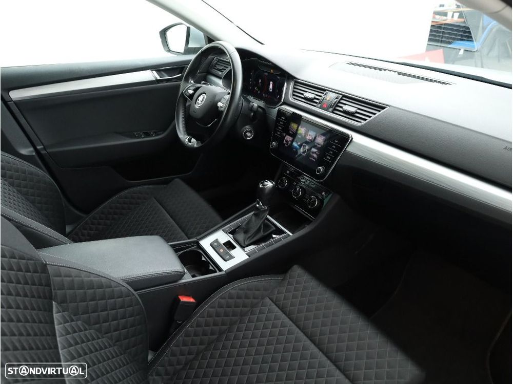 Skoda Superb Break 2.0 TDI Ambition DSG - 18