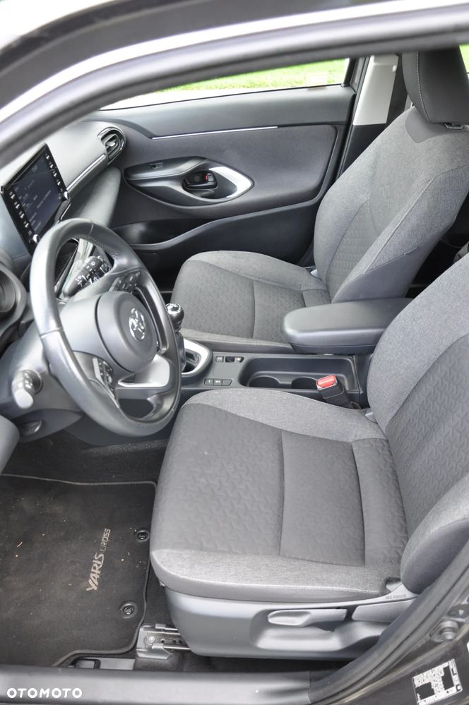 Toyota Yaris Cross 1.5 Comfort - 16