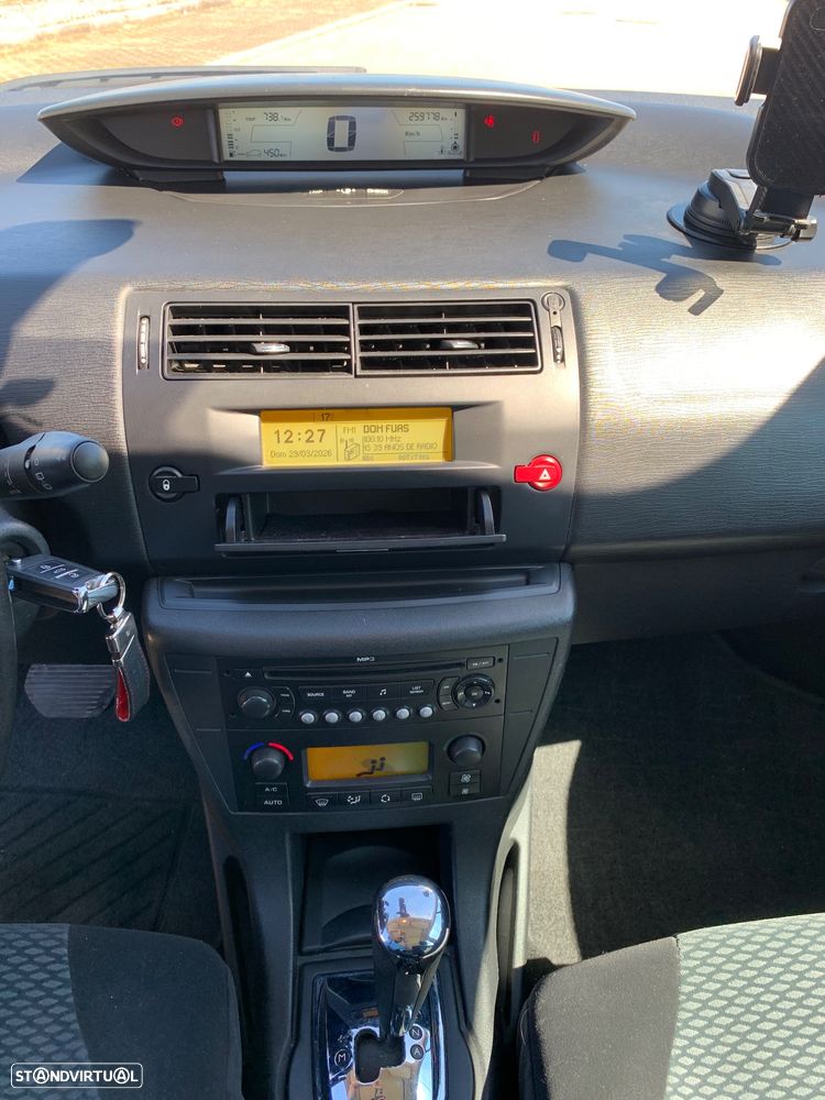 Citroën C4 1.6 HDi FAP EGS6 Exclusive - 19