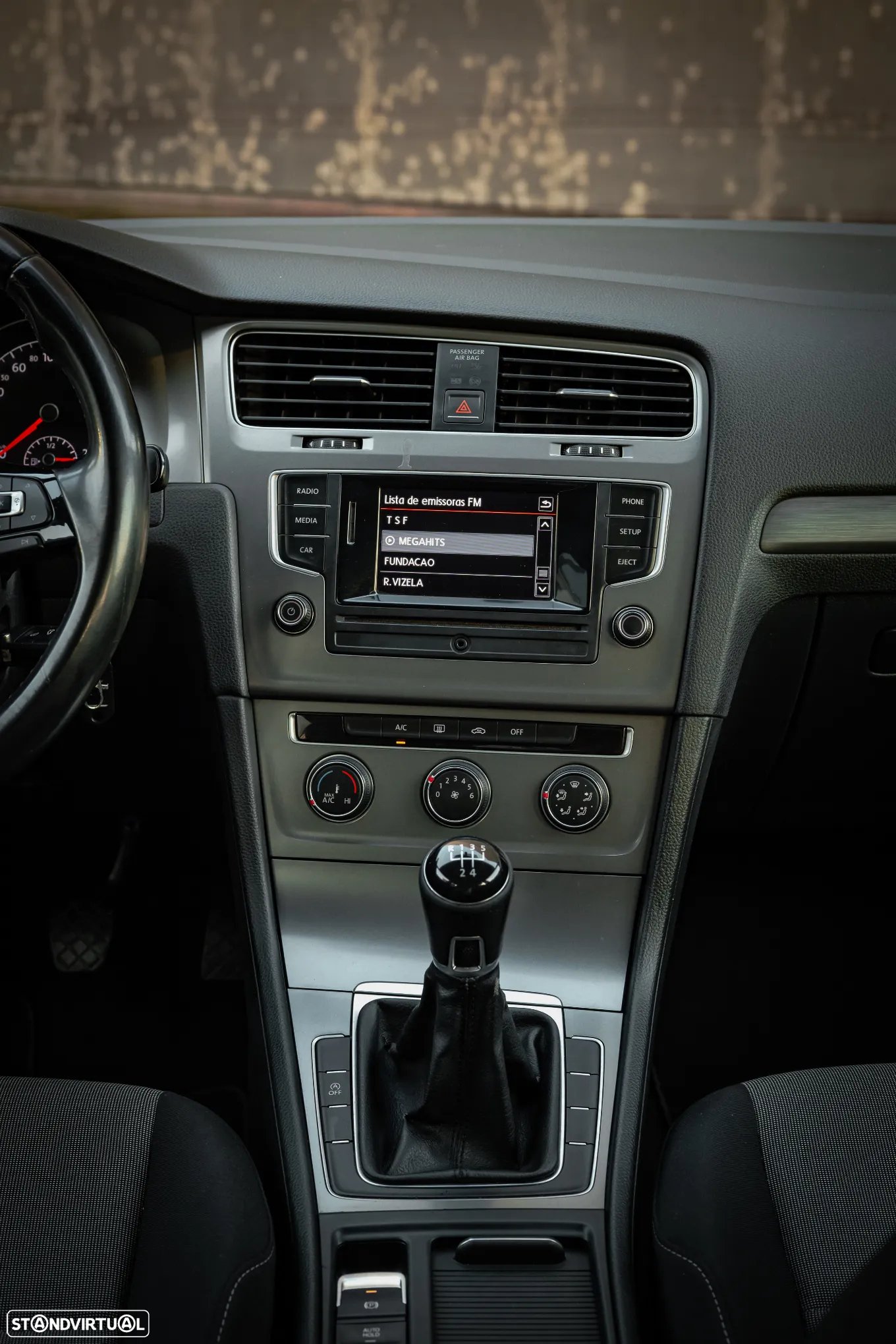 VW Golf 1.6 TDi Trendline - 23