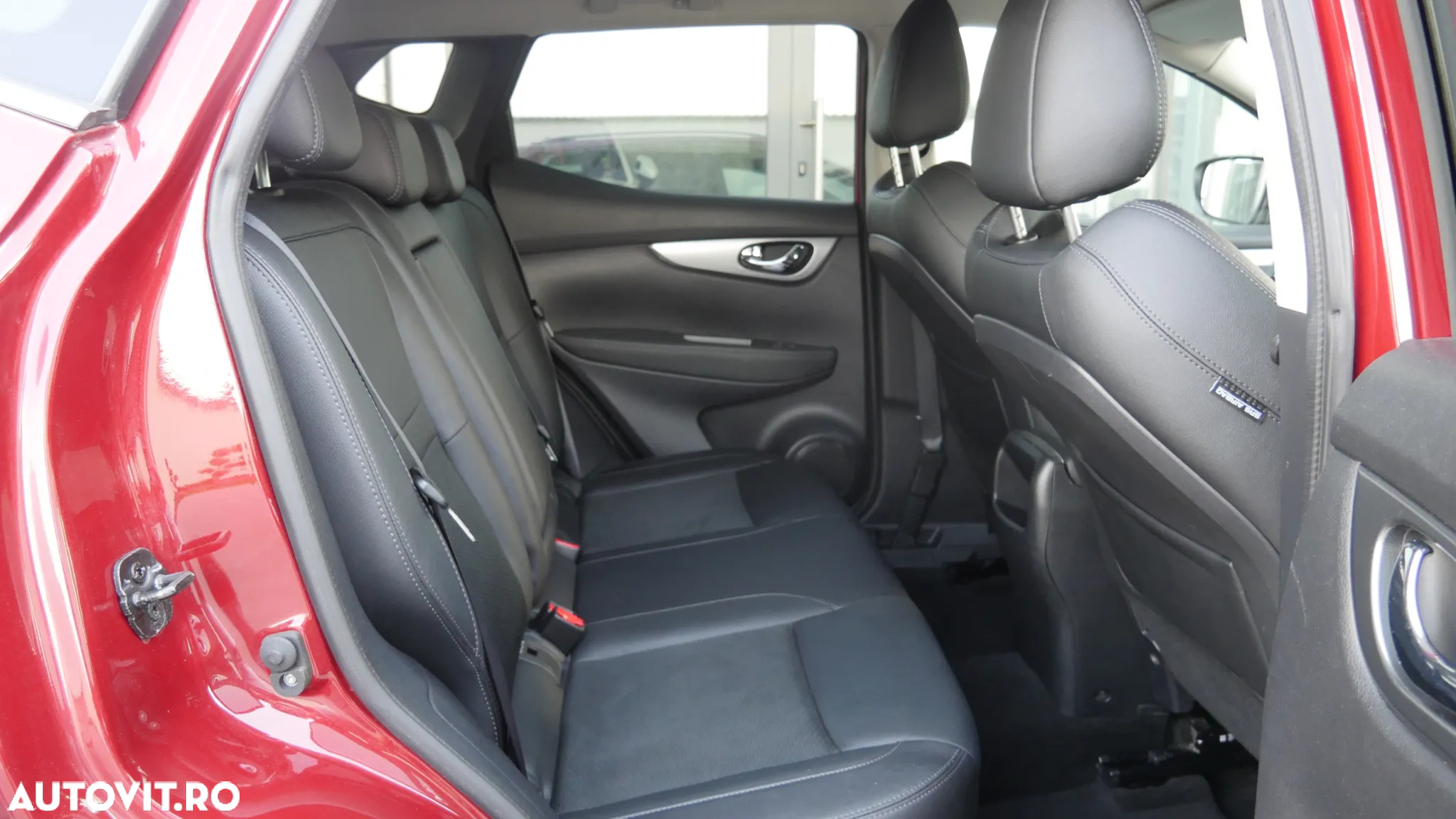 Nissan Qashqai 1.3 DIG-T TEKNA - 13
