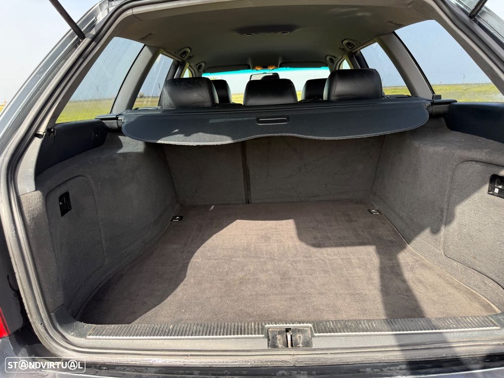 Audi A4 Avant 1.9 TDI m5 Exclusive 115 - 12