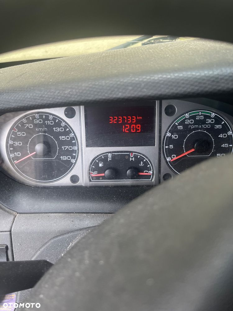 Iveco Daily 35S14 D - 4