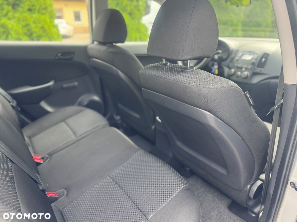 Hyundai i30 1.4 Blue Comfort - 11