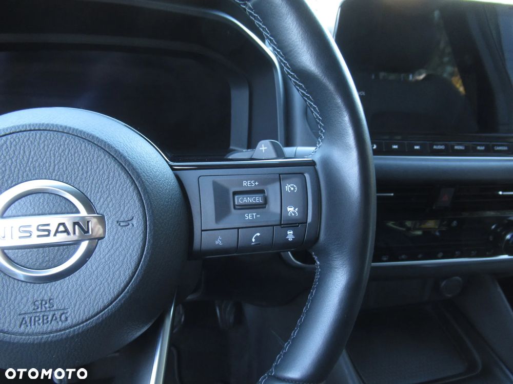 Nissan Qashqai 1.3 DIG-T N-Connecta DCT - 14