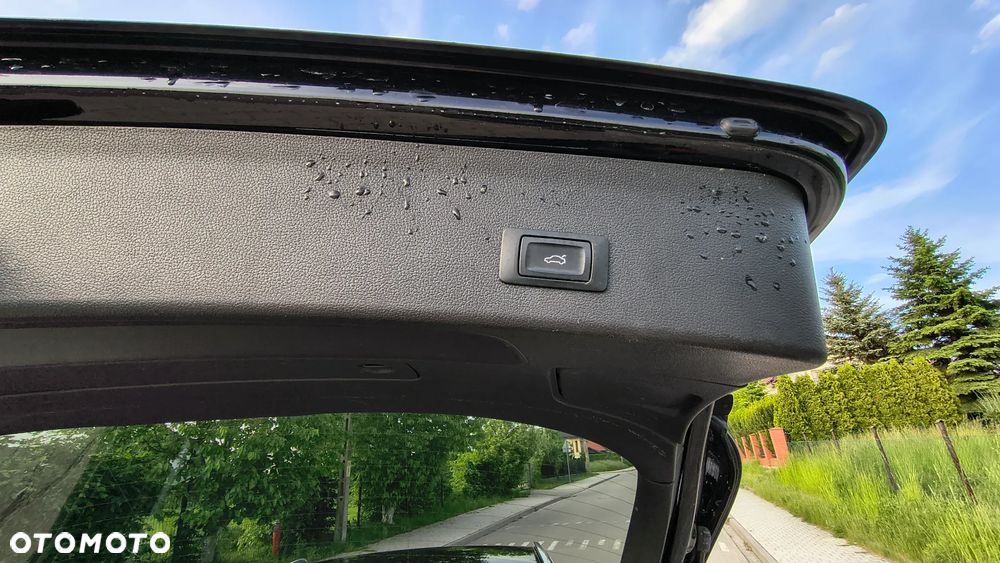 Audi A4 Avant 2.0 TDI DPF clean diesel Ambiente - 12