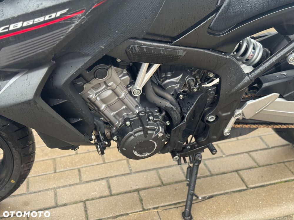Honda CB - 3
