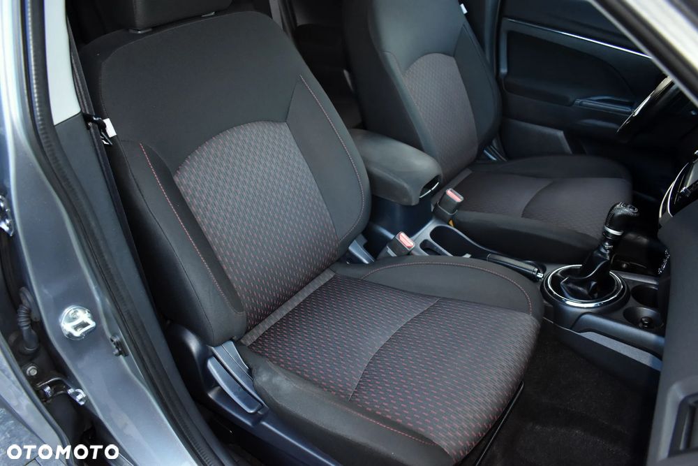 Mitsubishi ASX 1.6 DID Invite - 34