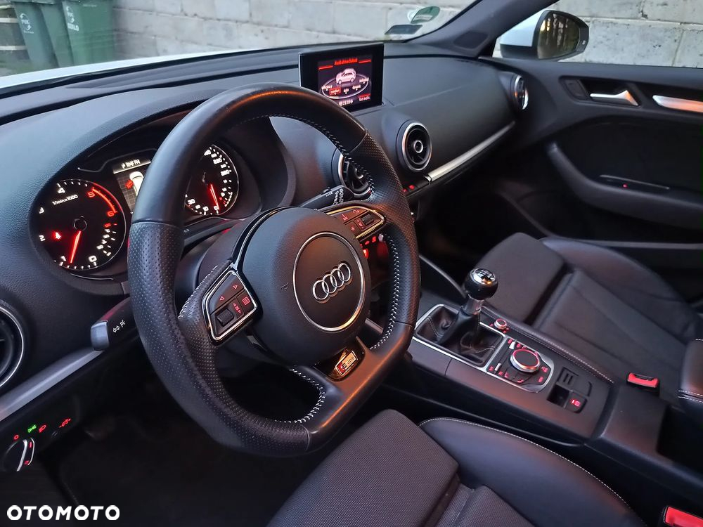 Audi A3 2.0 TDI Sportback (clean diesel) S line Sportpaket - 39