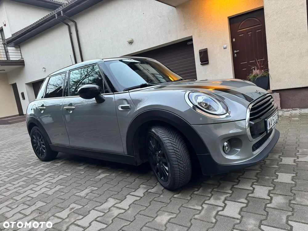 MINI Cooper Standard - 3