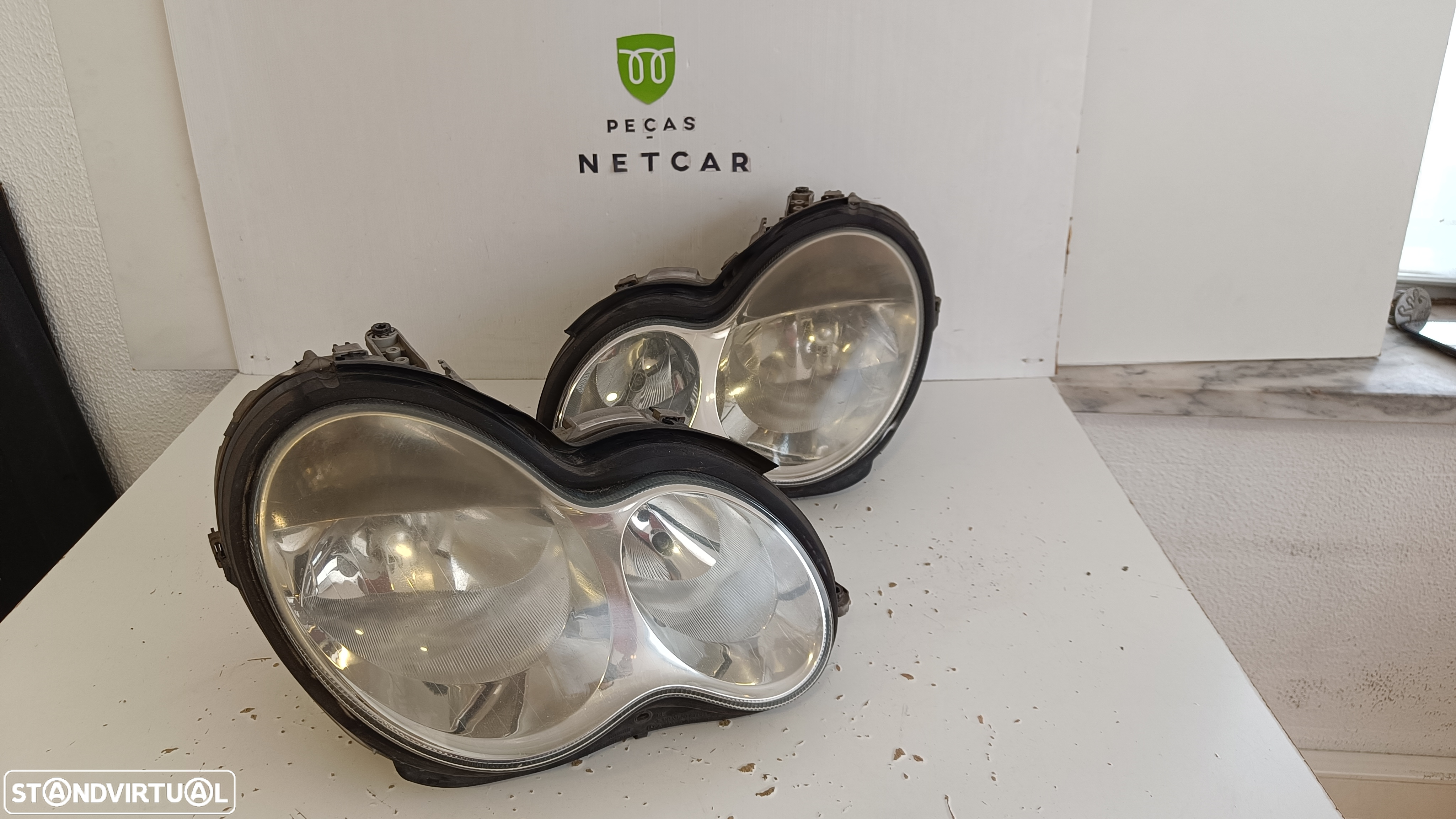 farol óptica Esquerda Mercedes w203 classe C 220 2005 - 4