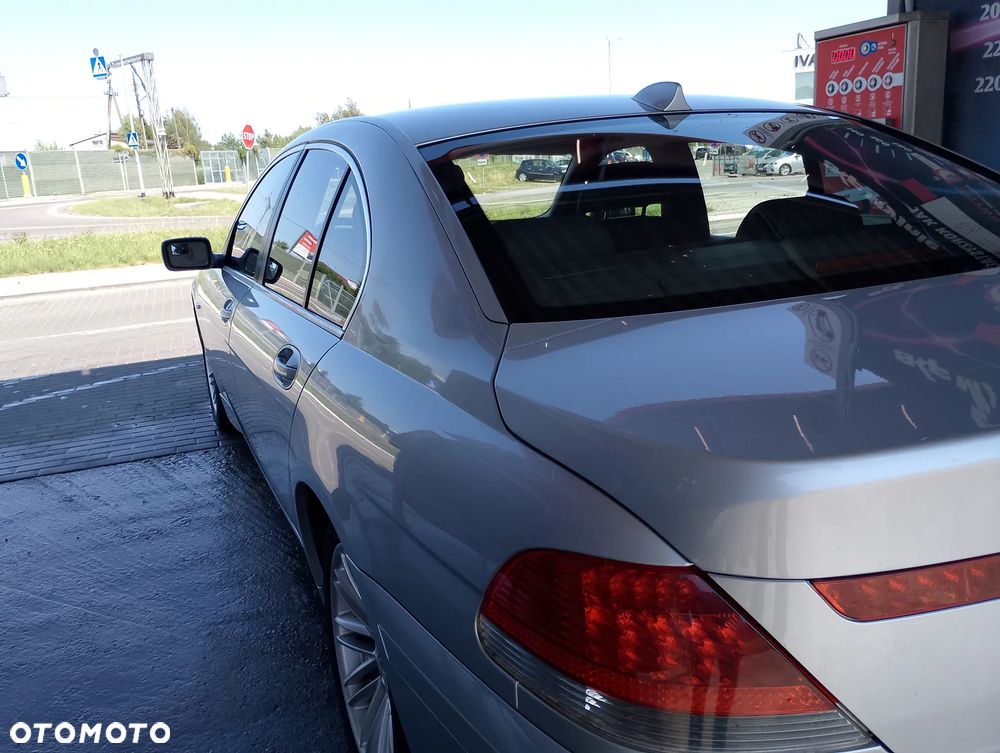 BMW Seria 7 - 4