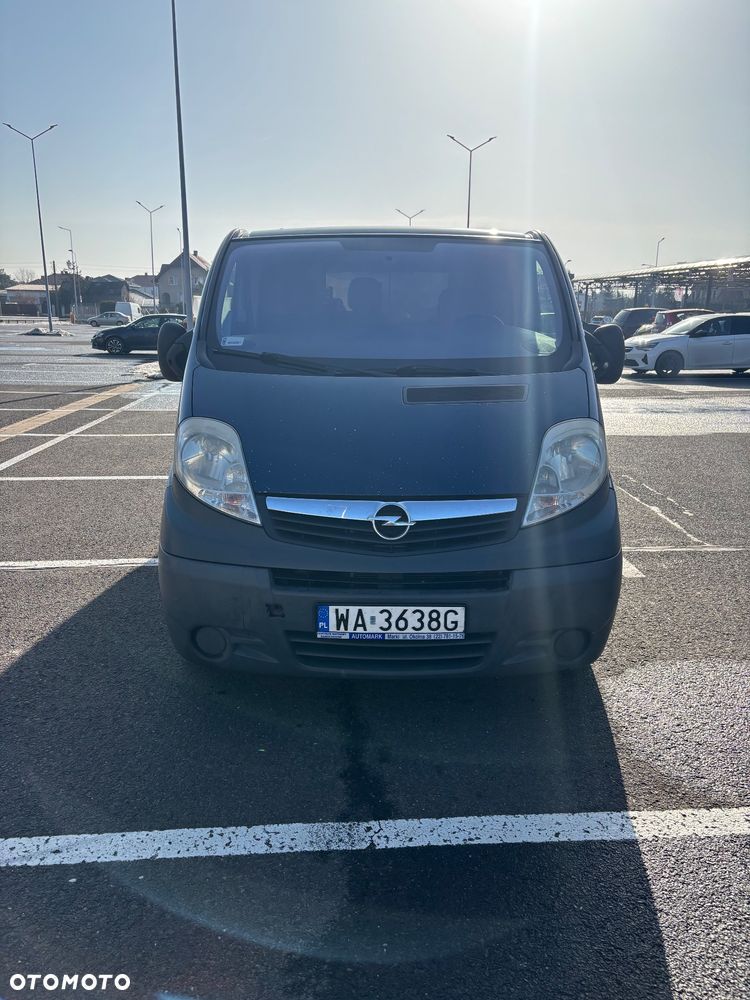 Opel Vivaro - 2