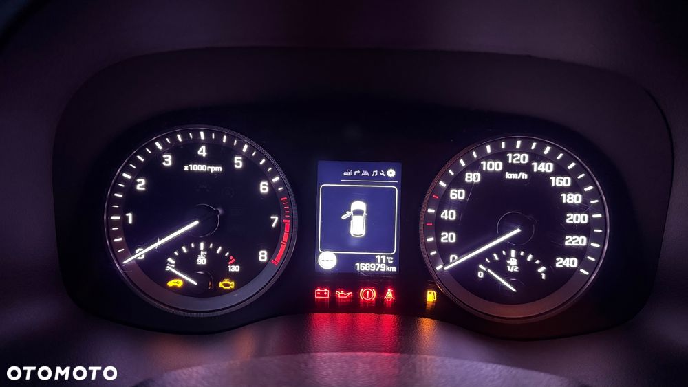 Hyundai Tucson 1.6 Turbo 2WD Navi - 24