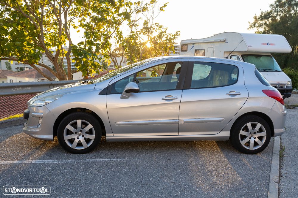 Peugeot 308 - 2