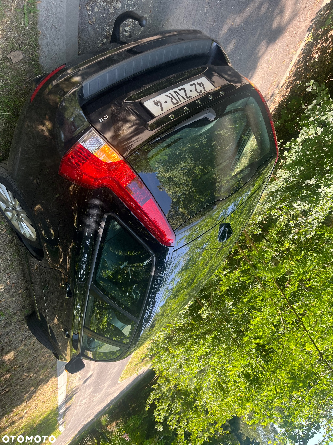 Volvo V50 D5 Momentum - 36