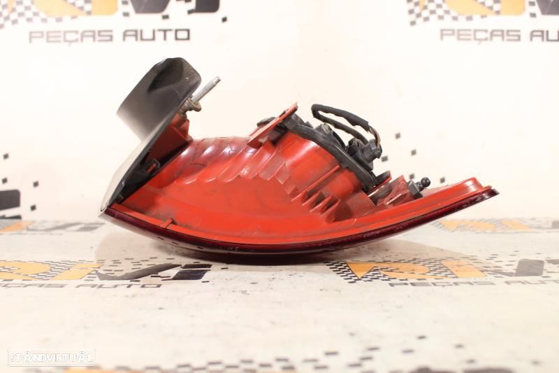 Farolim Direito Audi A6 Avant (4F5, C6)  Farolim Direito Do Chassi Aud - 6