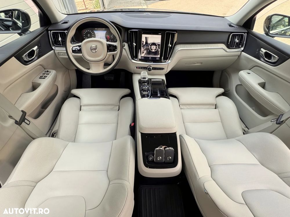 Volvo S60 T8 Recharge AWD Geartronic Inscription - 3