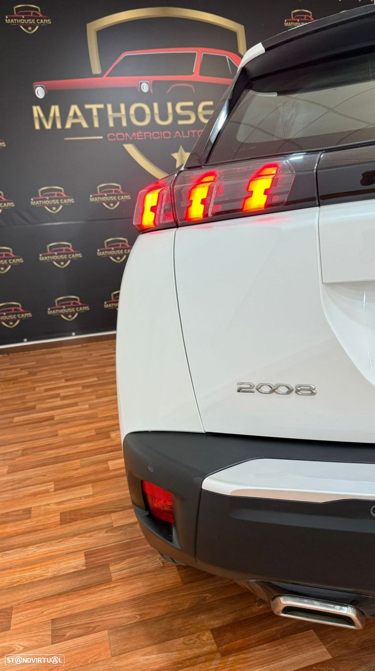 Peugeot 2008 1.2 PureTech Allure EAT8 - 6
