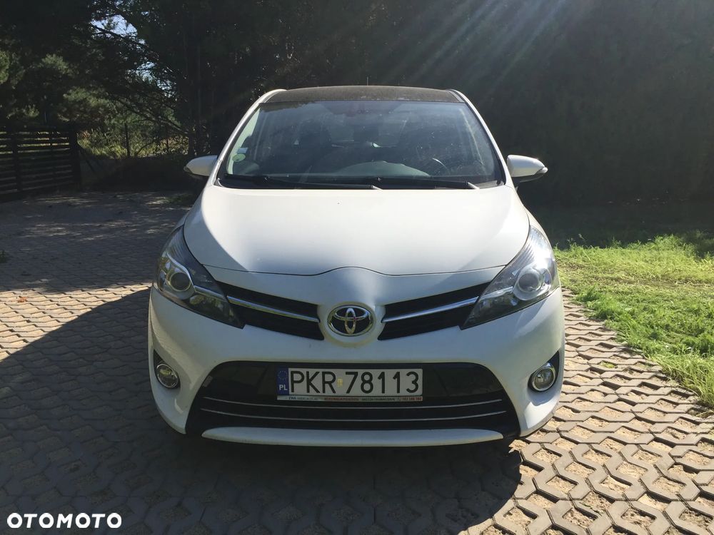 Toyota Verso - 4