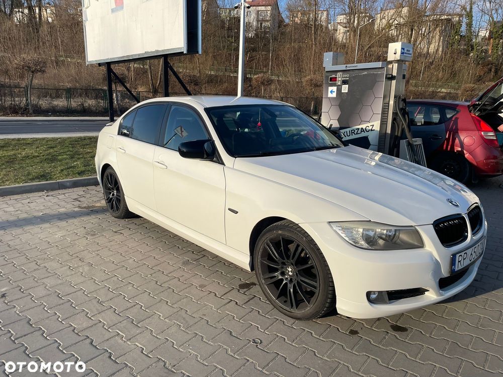 BMW Seria 3 320d - 5
