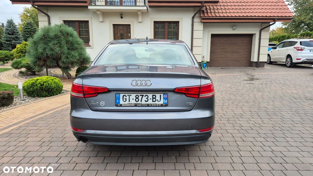 Audi A4 Limousine 2.0 TDI clean diesel - 17