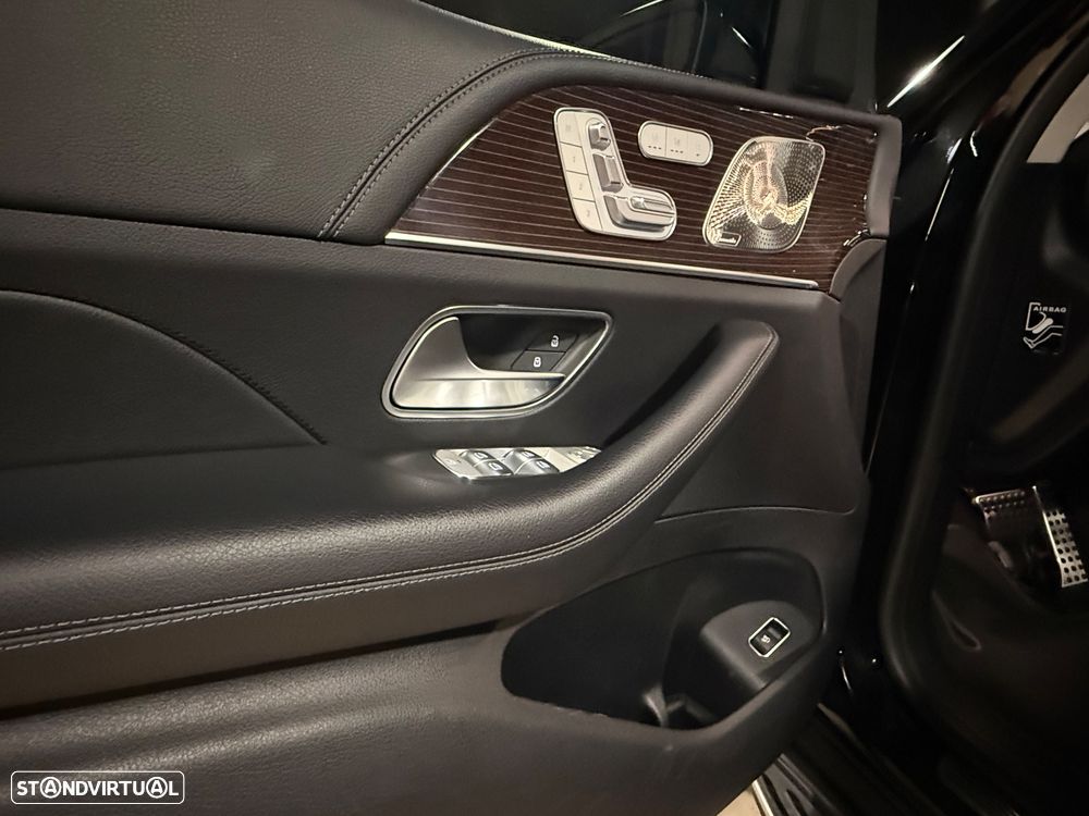 Mercedes-Benz GLS 350 d 4Matic - 25