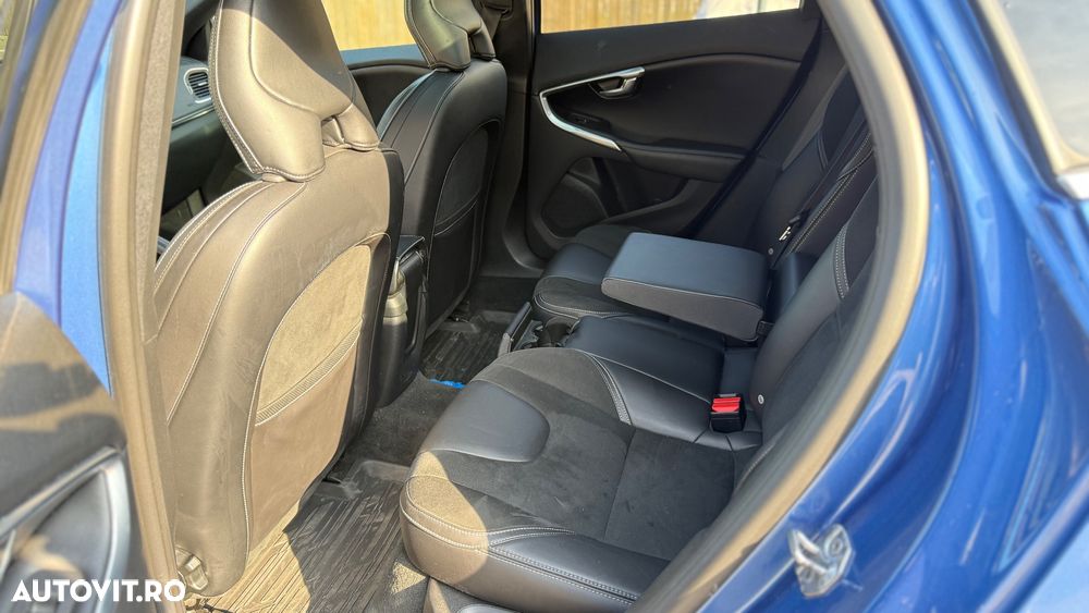 Volvo V40 T3 Aut. Inscription - 19