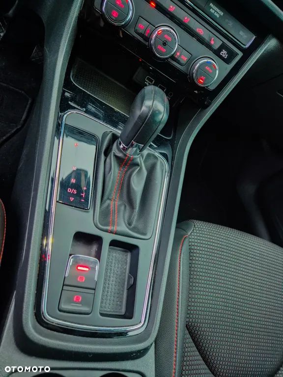 Seat Leon 1.8 TSI Start&Stop DSG FR - 7