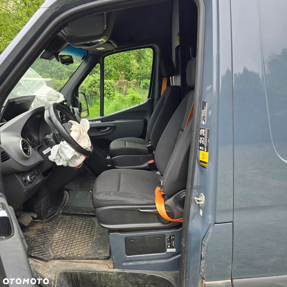 Mercedes-Benz sprinter - 13