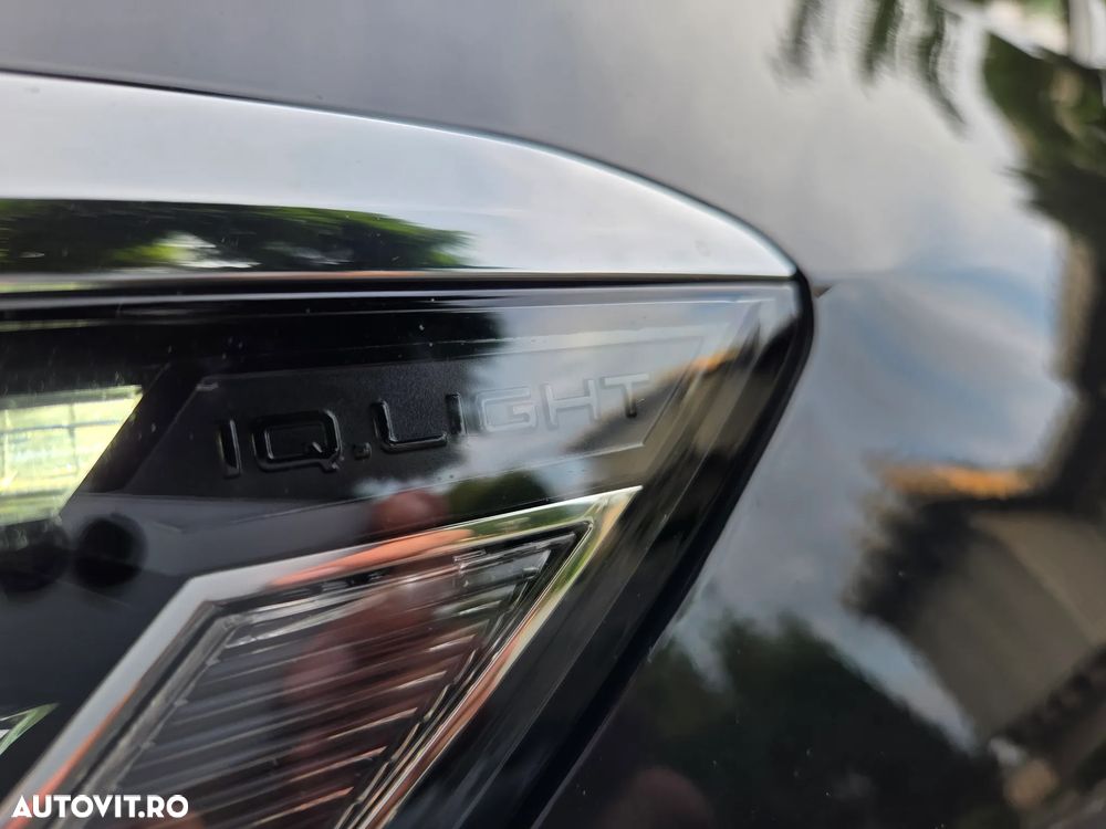 Volkswagen Passat 2.0 TDI SCR DSG Elegance - 26