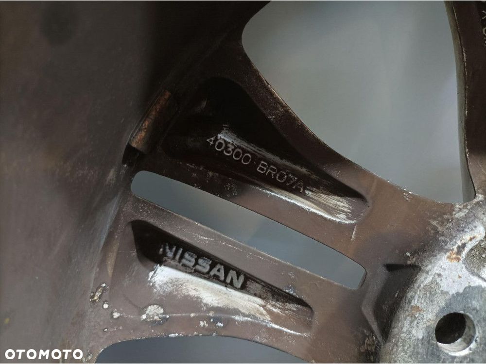 NISSAN KOMPLET FELGI ALUMINIOWE Z OPONAMI 5X114.3 6.5JX17 ET40 215/60 R17 - 11