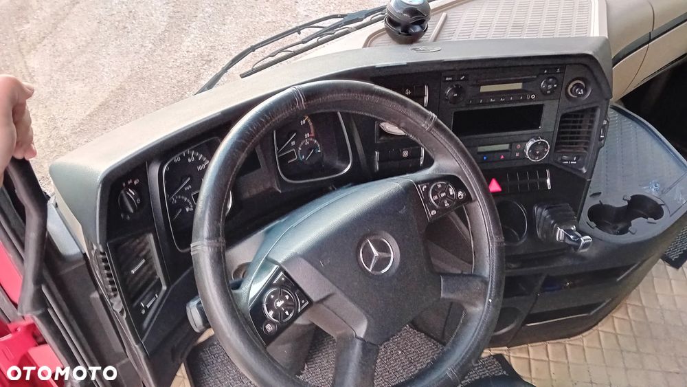 Mercedes-Benz ACTROS MP4 - 5